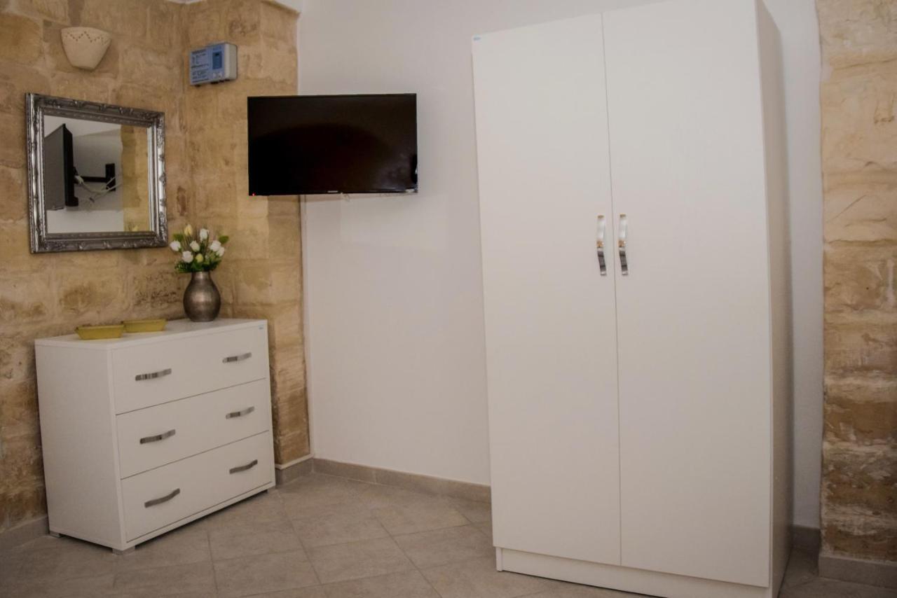 Ferrante D'Aragona Rooms Lecce Eksteriør billede