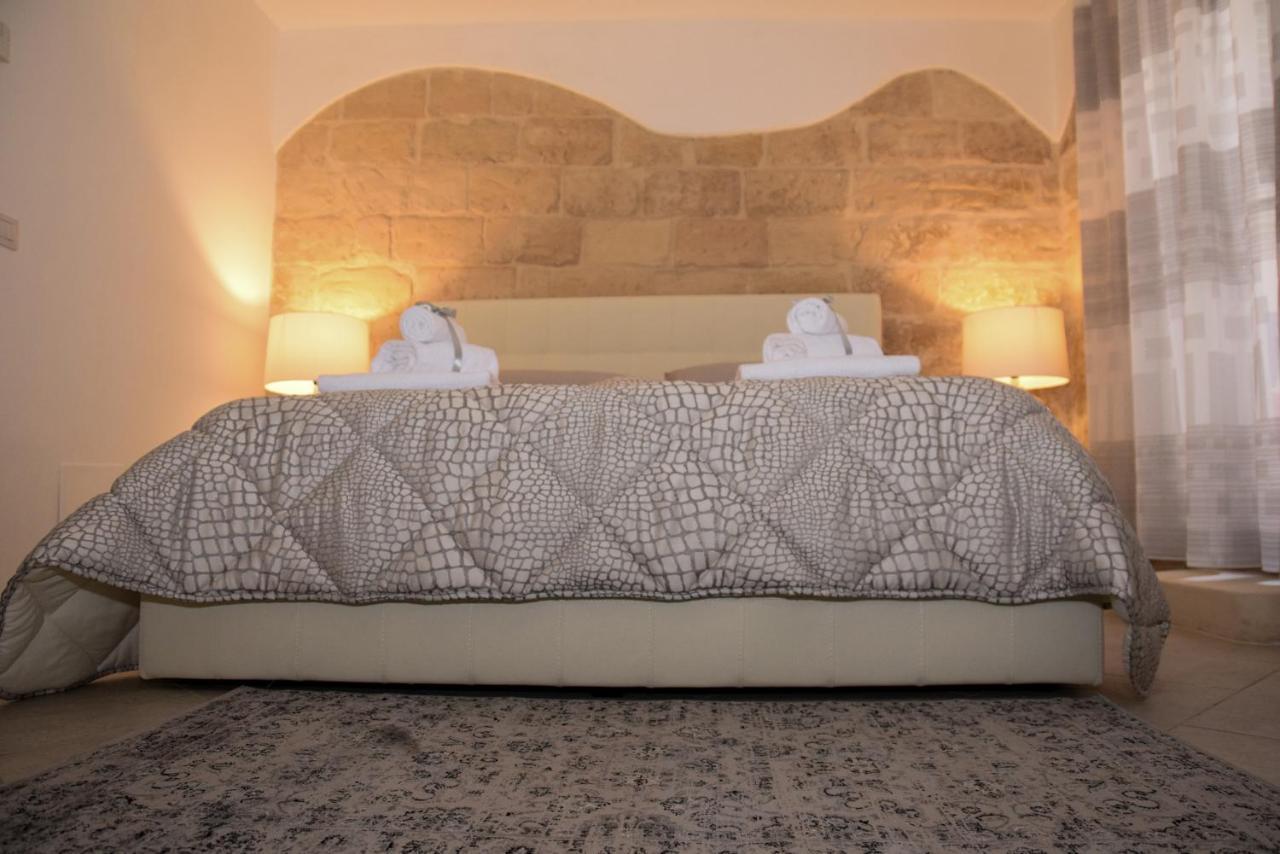 Ferrante D'Aragona Rooms Lecce Eksteriør billede