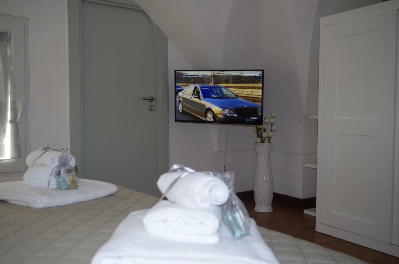 Ferrante D'Aragona Rooms Lecce Eksteriør billede