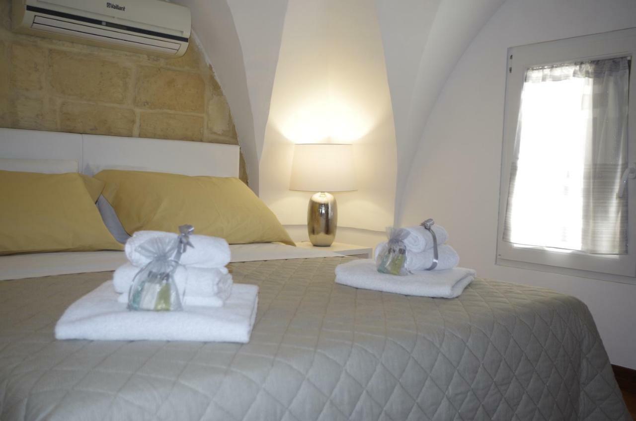 Ferrante D'Aragona Rooms Lecce Eksteriør billede